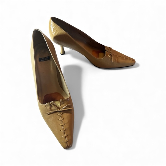 Stuart Weitzman Tan Leather Heels - Picture 4 of 4